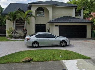 242 NE 199th Ter, Miami, FL 33179