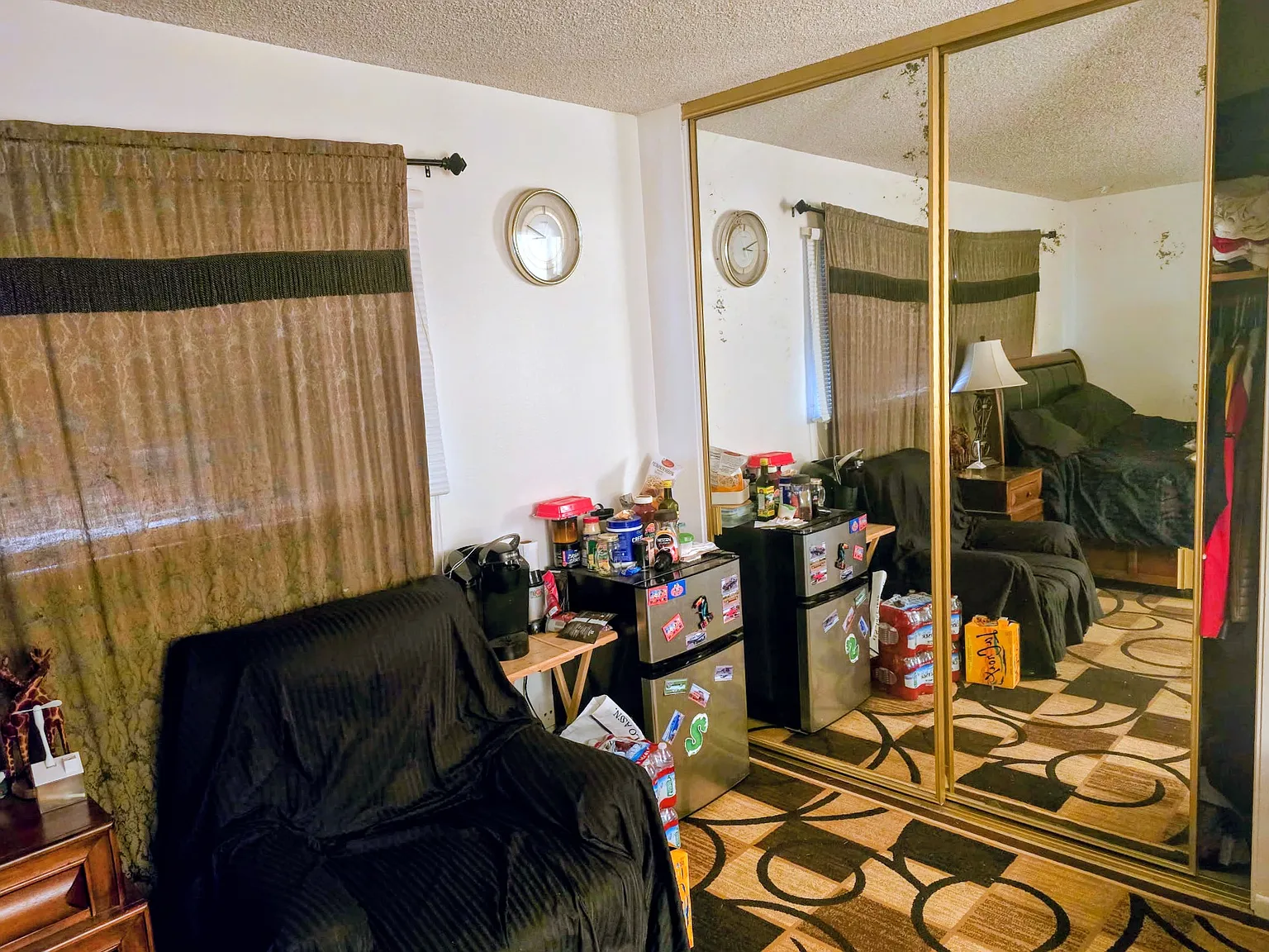 E Hemway Ct, Simi Valley — Photo 4