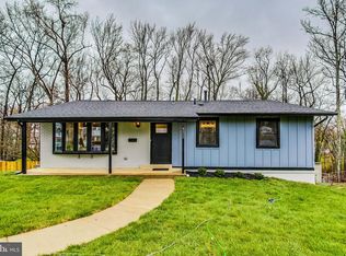 4606 Lillian Dr, Alexandria, VA 22310