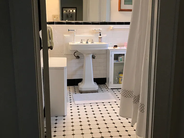 46 Parkway — Photo 17