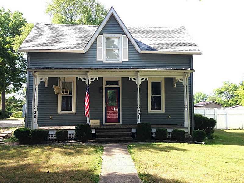 1st image of 301 E Baird St