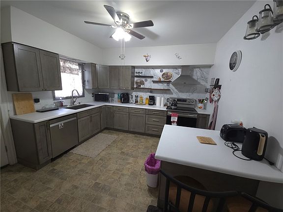 5th image of 30 Flanders St
