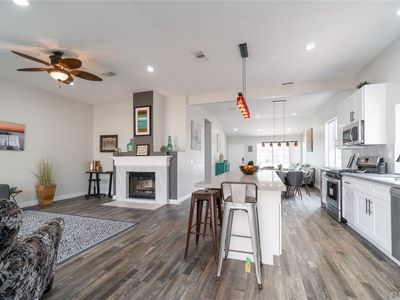 867 Kingsgate Dr, Corona, CA, 92882