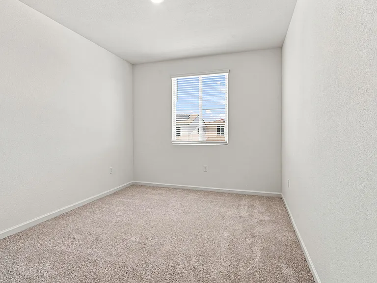 2516 Golden Bear St — Photo 24