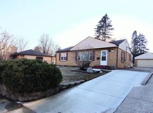 1811 Oregon Ave, Rockford, IL 61108