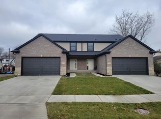 1131 Woodslee Dr #1133, Troy, MI 48083