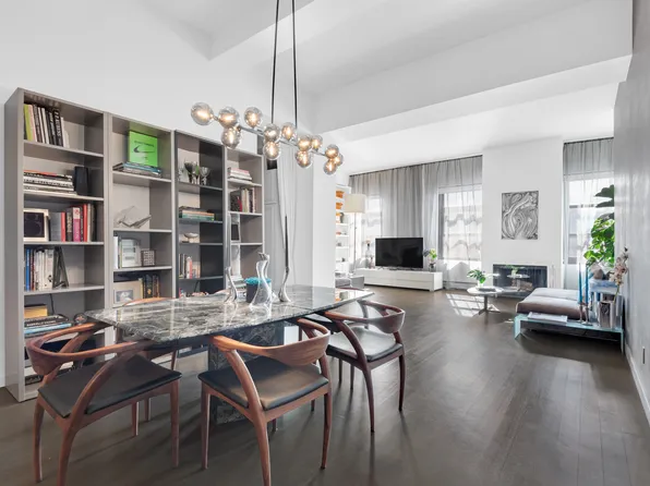 529 West 42nd Street image 2 of 9