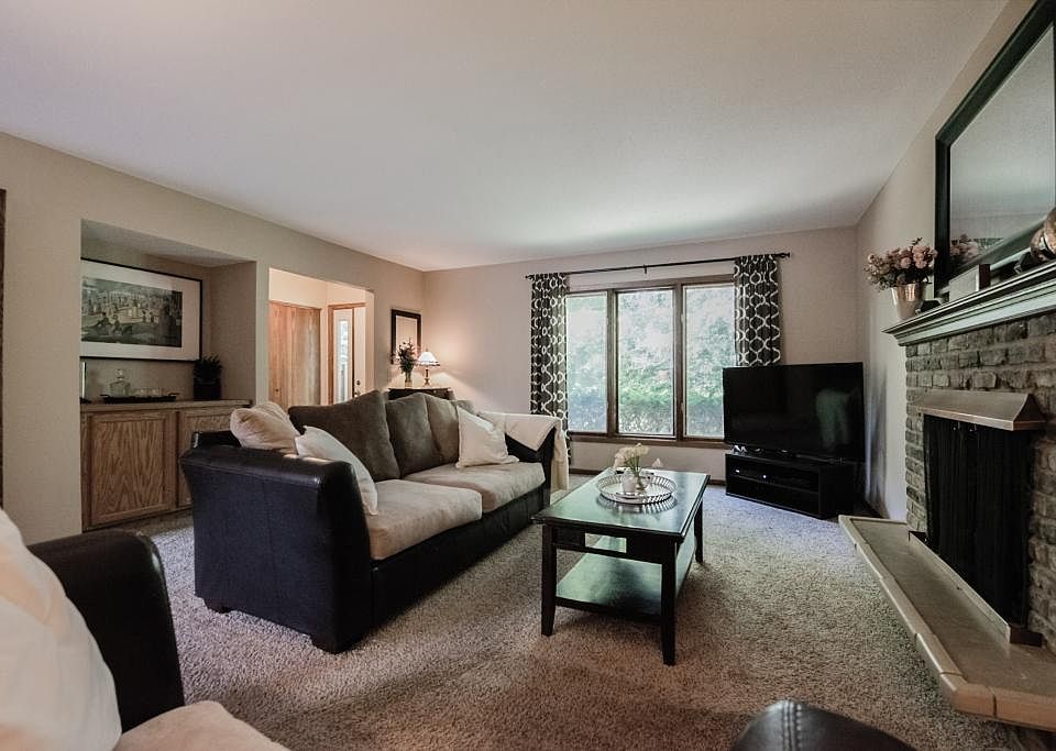 1st image of 14 Walden St