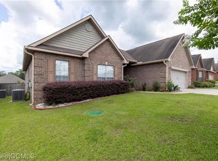 2493 Hedgerow Dr, Mobile, AL 36695