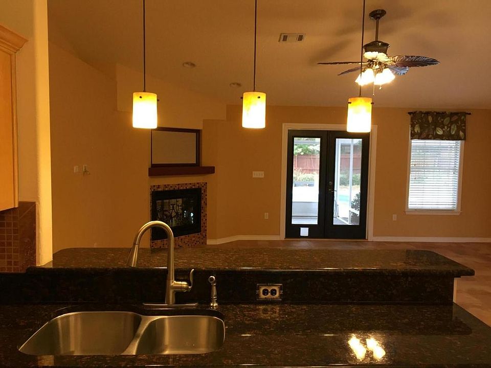 1st image of 4240 William Dr