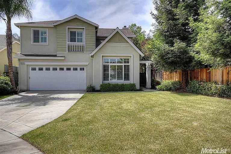 1084 Powell Ct photo 1
