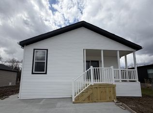 24274 Arrowhead Rd #274, Chelsea, MI