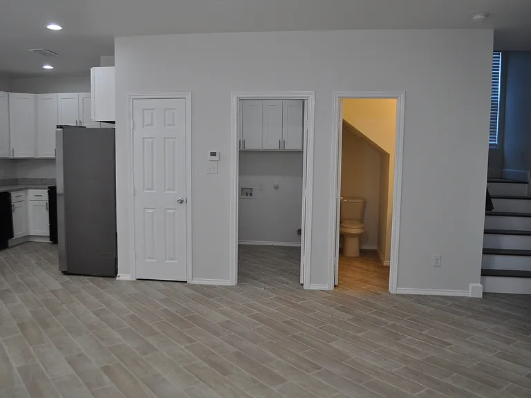 2344 Murphy Ct — Photo 6