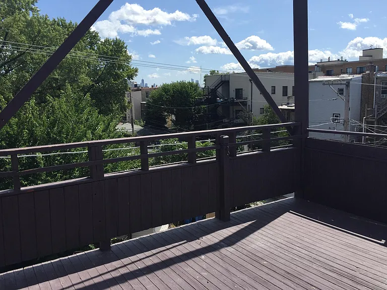 2419 N Kedzie Blvd #3 — Photo 9