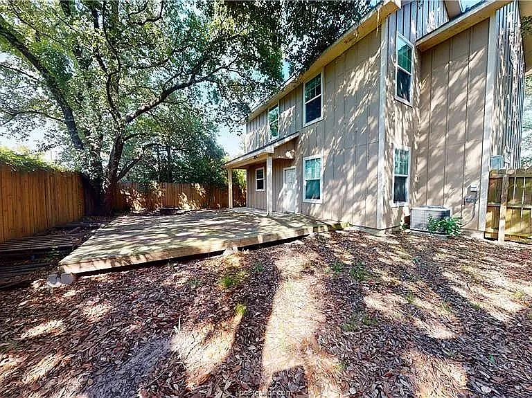 205B Sterling St — Photo 4