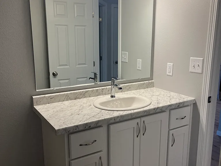 1705 Tobi Ln — Photo 27