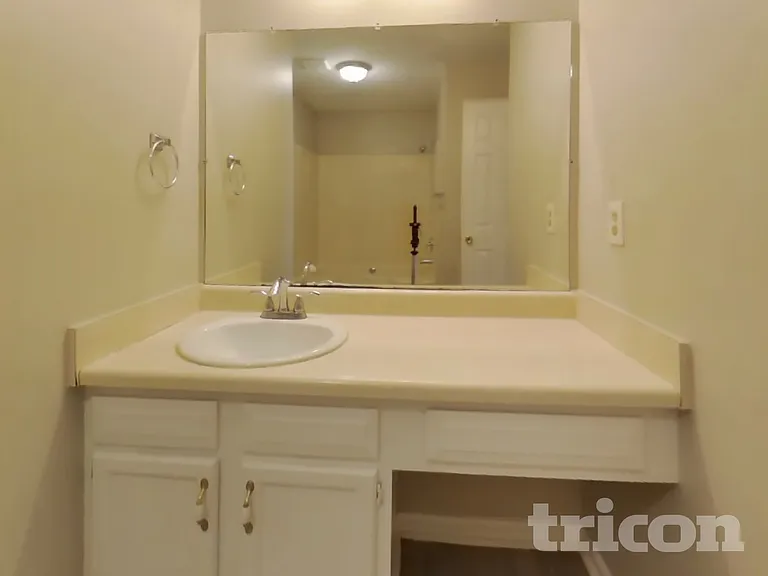85 Elizabeth Pl — Photo 8