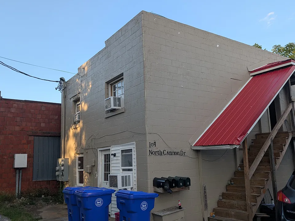 109 N Cannon Dr