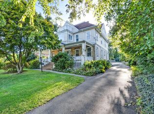 134 Old Mamaroneck Rd, White Plains, NY 10605