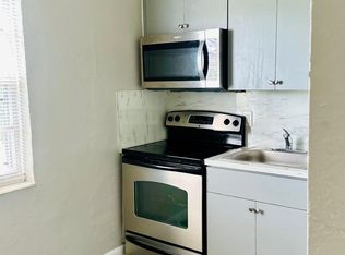 1801 NW 54th St APT 10, Miami, FL 33142