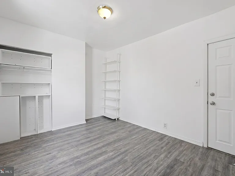 525 Morse St — Photo 20