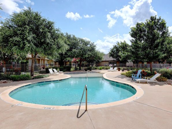 10812 Gates Ln #441, Austin, TX 78750