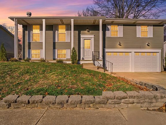 4th image of 3319 W Brookside Dr