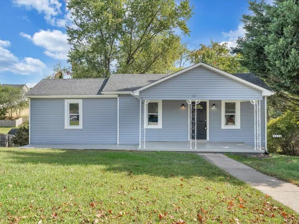 2213 Carvin St NE, Roanoke, VA 24012