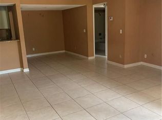 108 Santa Clara Dr APT 14, Naples, FL 34104
