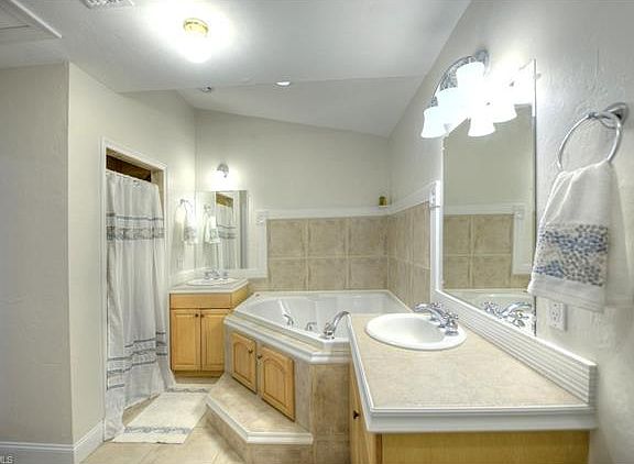 5th image of 6610 Chabot Ave
