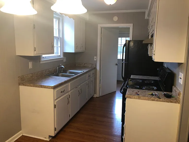 225 Old Hopkinsville Hwy — Photo 3