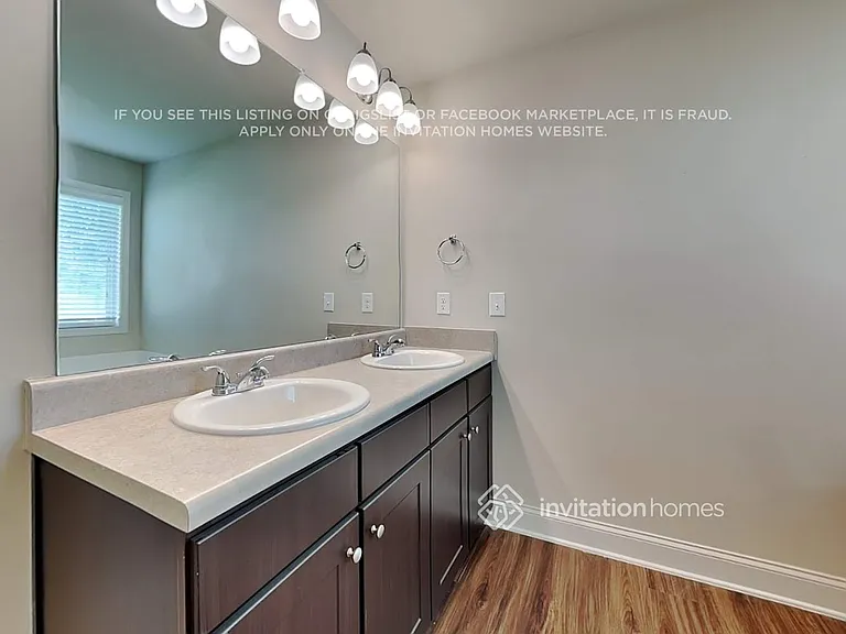 105 Moss Dr — Photo 18