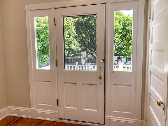 4th image of 539 Belleforte Ave