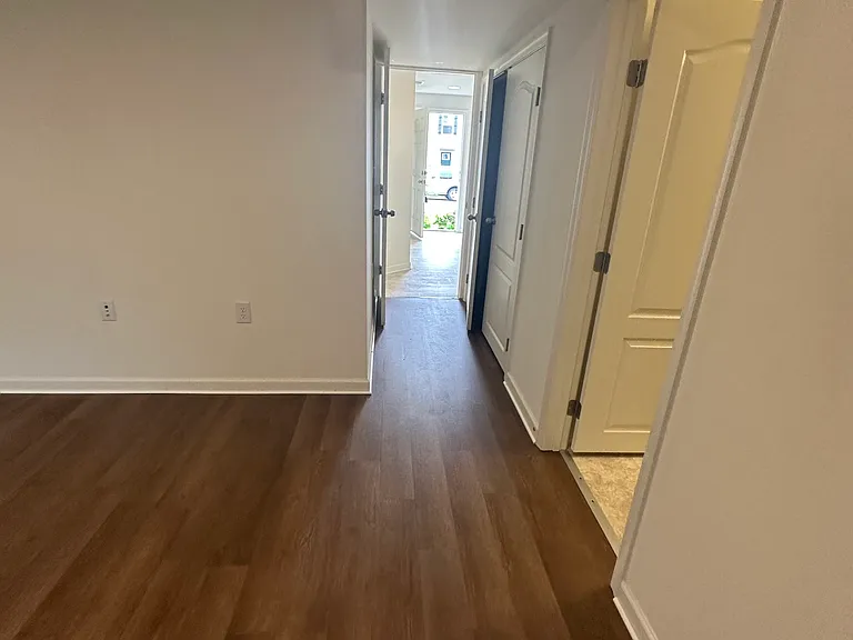 115 Cecily Way — Photo 44