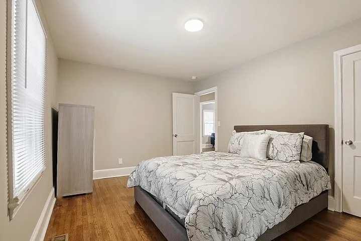 125 S Little Church St — Photo 9