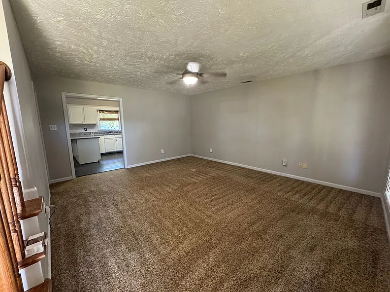 5870 McDonald Rd — Photo 36