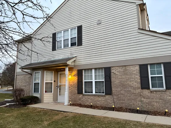 350 Crystal Ridge Dr #350, Crystal Lake, IL 60012