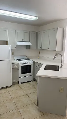 440 Elm Dr #103 Photo 1