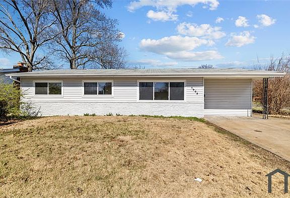 2nd image of 1405 Flicker Dr