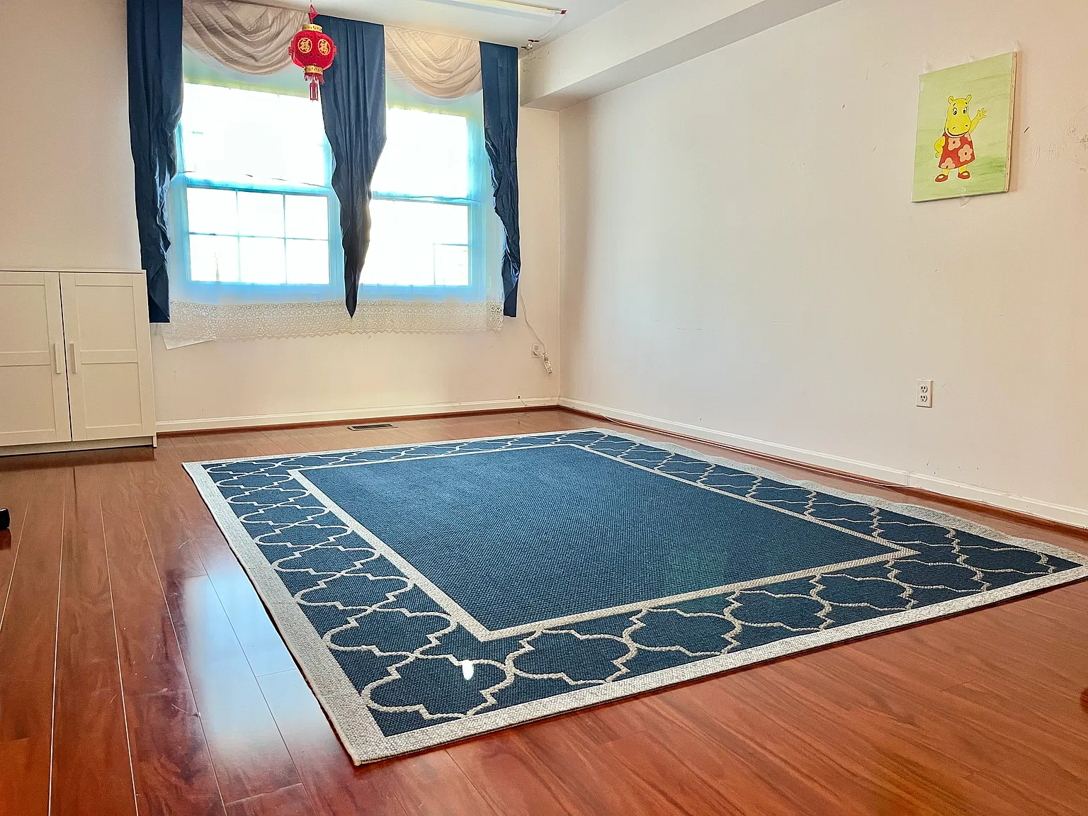3 bed, 2.5 bath, 2160 sqft, $2,450 — Photo 3
