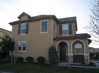 17218 S Canyon Gate Ln, Lathrop, CA