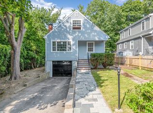 34 Miami Ter, West Roxbury, MA 02132