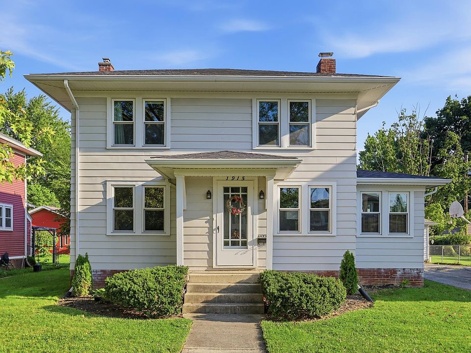 1st image of 1915 Lynn Ave