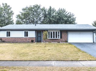 3942 Island Cir, Hanover Park, IL 60133