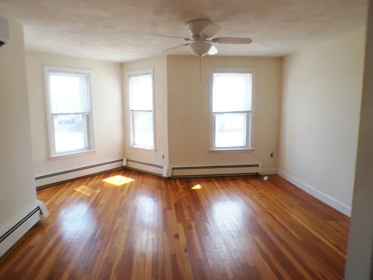 190 Crescent Ave #1 — Photo 6