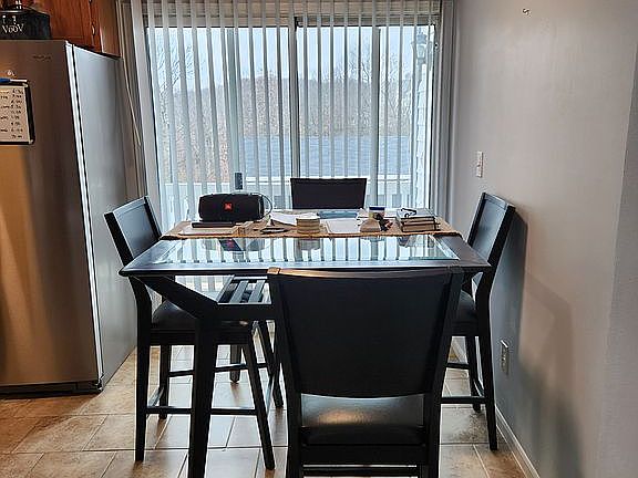 4th image of 16551 Victoria Crossing Dr Unit E