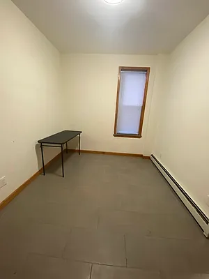 Rented by King Zone Realty Inc | media 15