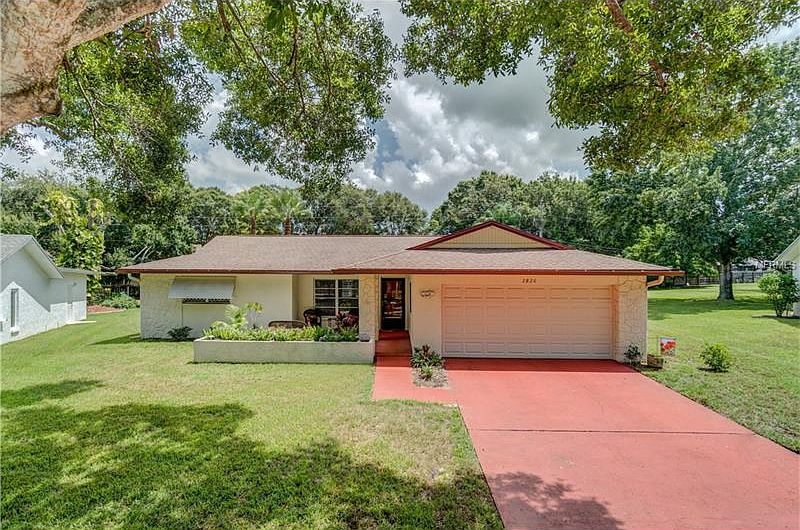 1st image of 2826 Thistle Ct E