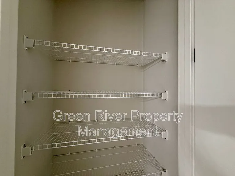 1818 Sandy Creek Pkwy — Photo 38