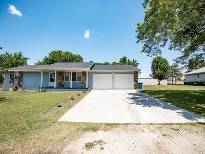 291 Michaels Drive, Hollister, MO, 65672